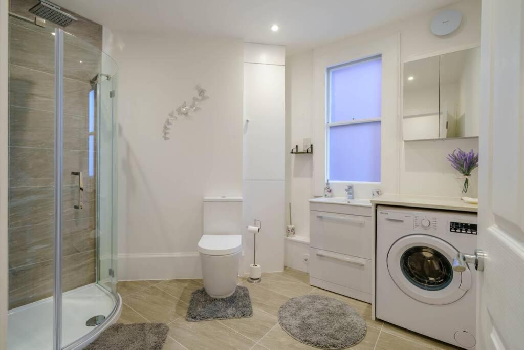 Upper Thames & Lower Thames - Stunning Apartments Henley-on-Thames Esterno foto