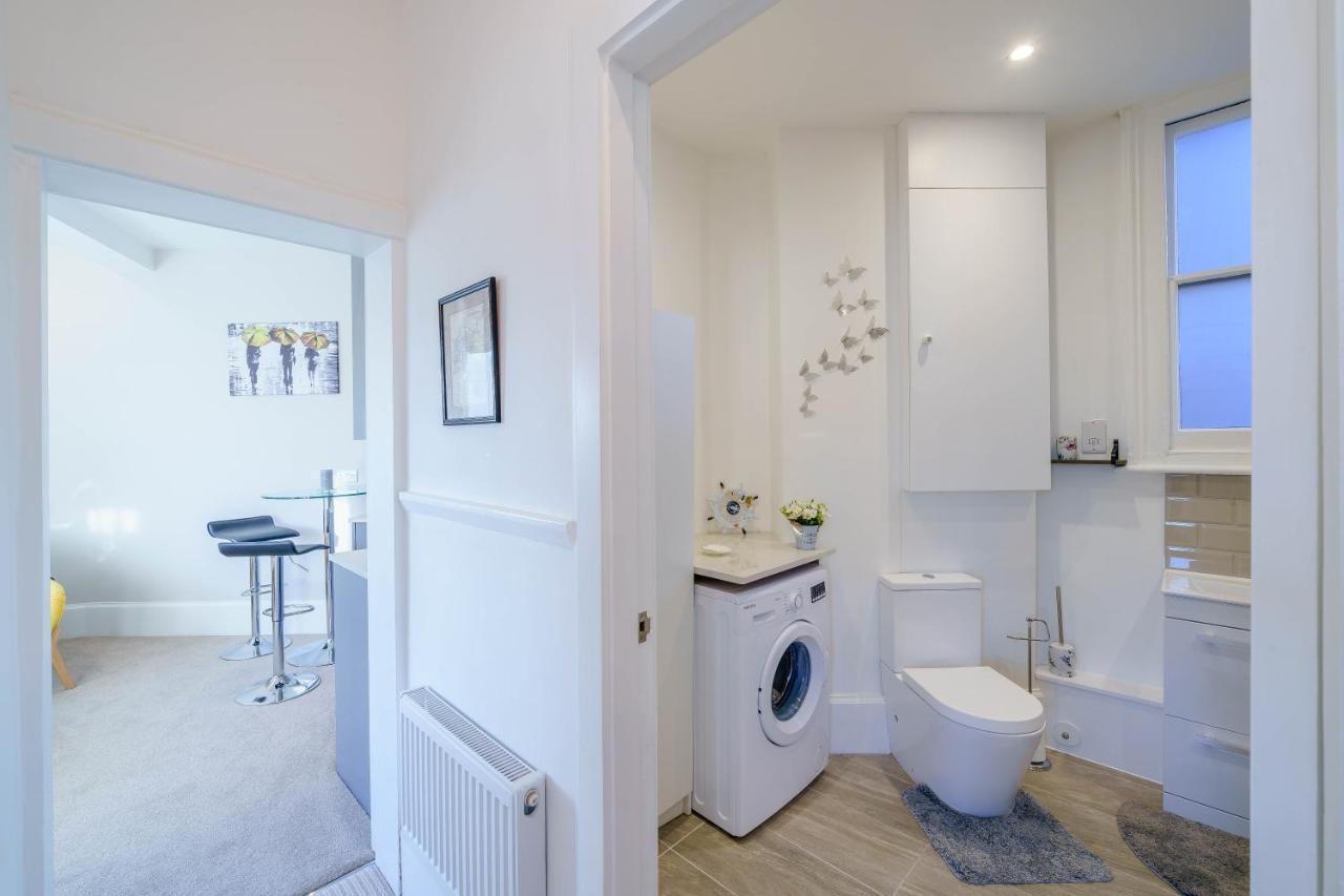 Upper Thames & Lower Thames - Stunning Apartments Henley-on-Thames Esterno foto